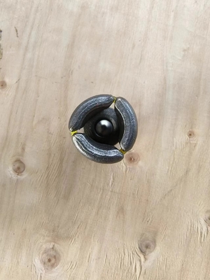 Instalação Manual Expansão Shell Rock Bolto para inclinação em embalagens de cartão